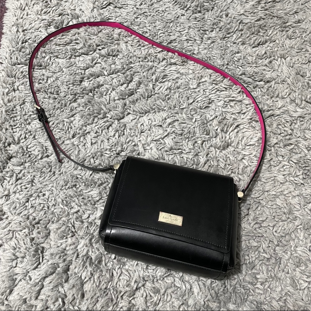 Kate Spade Purse - Picture 1 of 8